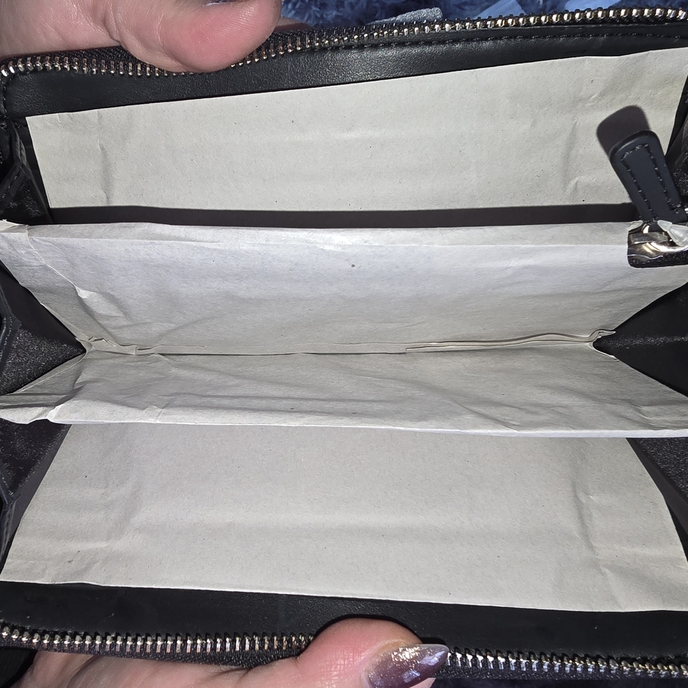 Coach Women's Wallet - Picture 5 of 7